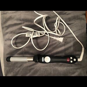 Beachwaver S1 curling iron